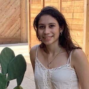 Meet your Posher, Luz andrea